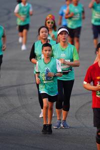 BIB: 280
                            <button type="button" onclick="openModal(10514925)" class="btn btn-primary btn-sm float-right btn-popup" data-toggle="modal" data-target=".modal-high-quality">
                        <i class="fas fa-shopping-cart"></i> Add to Cart
                    </button>
                                            <button type="button" onclick="isThisMe(10514925, true)" class="btn btn-success btn-sm float-right btn-popup btn-isme hidden" data-toggle="tooltip" data-placement="bottom" title="นี่คือรูปของคุณใช่ไหม คลิกที่นี่เพื่อเอาเข้าอัลบั้ม">
                        <i class="fas fa-plus"></i> Add to album
                    </button>
                    <button type="button" onclick="isThisMe(10514925, false)" class="btn btn-warning btn-sm float-right btn-popup btn-isnotme hidden">
                        <i class="fas fa-ban"></i> Remove from album
                    </button>